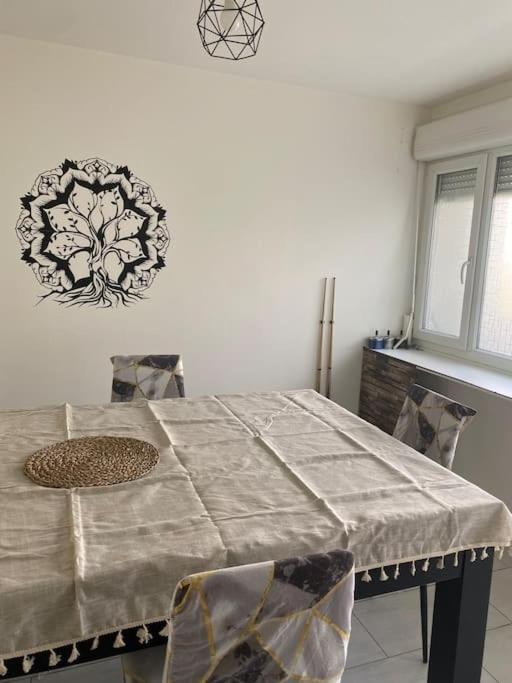 Appartement Ping-Pong Proche Gare Gagny 外观 照片